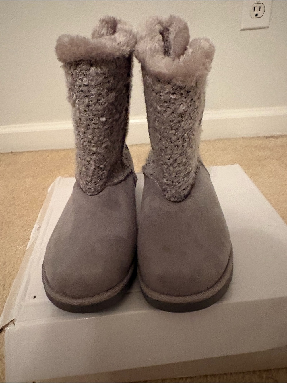 Kohl's Gray Knit-Trim Winter Boots with Faux-Fur Cuff